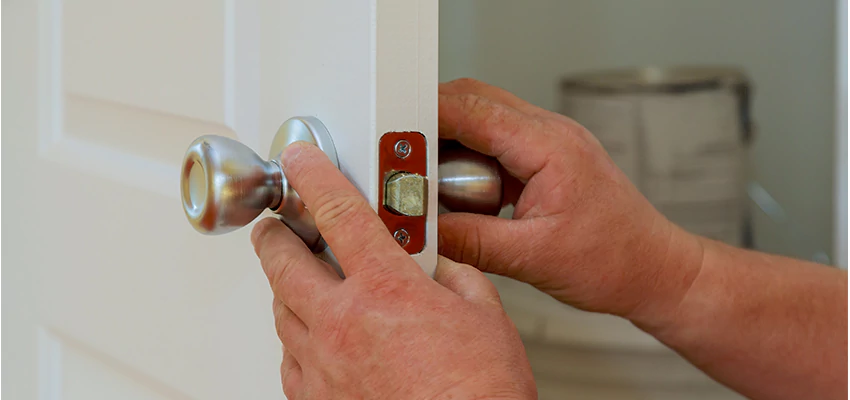 AAA Locksmiths For lock Replacement in Yorba Linda, California