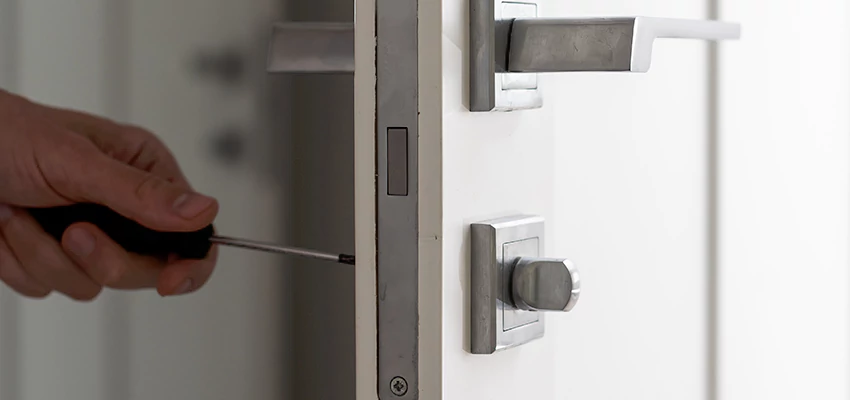 Key Programming Locksmith Open Now in Yorba Linda, California